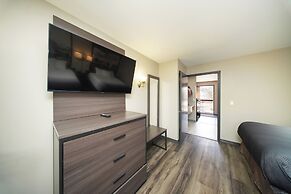 Super 8 by Wyndham Kingston