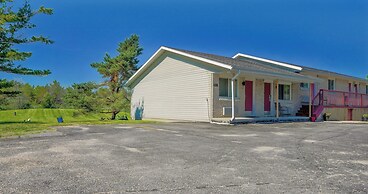 Super 8 by Wyndham Kingston