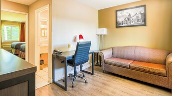 Super 8 by Wyndham Kingston