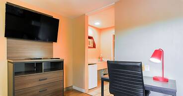 Super 8 by Wyndham Kingston
