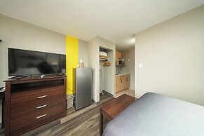 Super 8 by Wyndham Kingston
