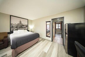 Super 8 by Wyndham Kingston