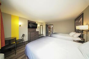 Super 8 by Wyndham Kingston