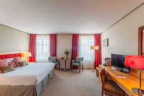 Pembroke Hotel