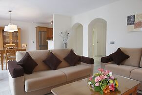 Macdonald Villacana Club Resort