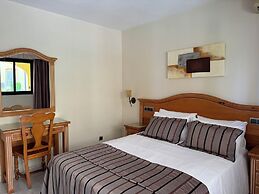 Macdonald Dona Lola Club