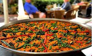 Macdonald Dona Lola Club