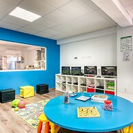 Macdonald Dona Lola Club