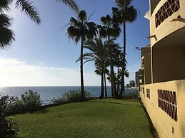 Macdonald Dona Lola Club