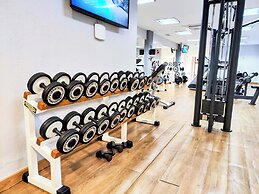 Macdonald Dona Lola Club