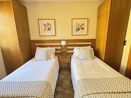 Macdonald Dona Lola Club