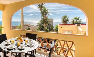 Macdonald Dona Lola Club