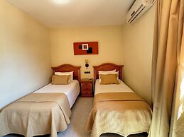 Macdonald Dona Lola Club