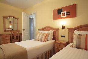 Macdonald Dona Lola Club