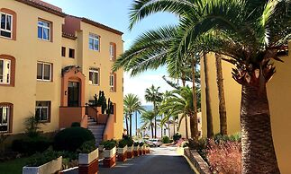 Macdonald Dona Lola Club