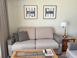 Macdonald Dona Lola Club