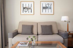 Macdonald Dona Lola Club