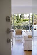 Grecian Sands Hotel