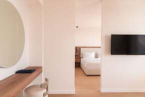 Grecian Sands Hotel