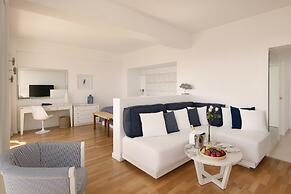 Grecian Sands Hotel