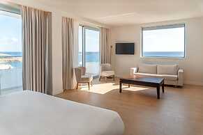 Grecian Sands Hotel