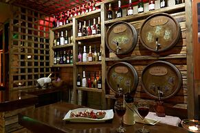 Philoxenia Hotel & Spa