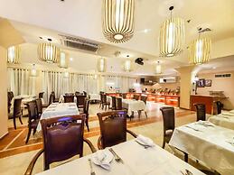 Victoria Crown Plaza Hotel