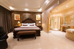 Victoria Crown Plaza Hotel