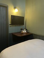 The Plume of Feathers