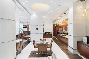 Golden Sands Hotel & Residences