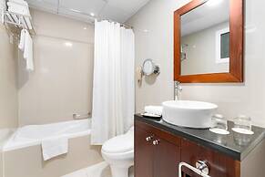 Golden Sands Hotel & Residences