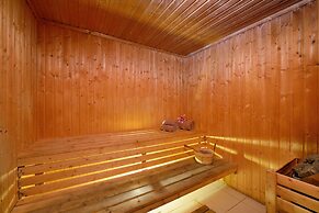 Golden Sands Hotel & Residences