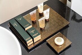 Golden Sands Hotel & Residences