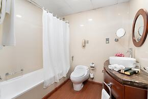 Golden Sands Hotel & Residences