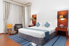 Golden Sands Hotel & Residences