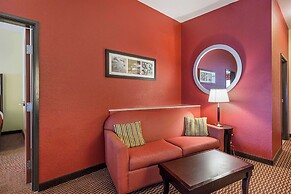 Comfort Suites Leesville near Fort Johnson