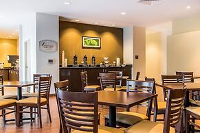 Comfort Suites Leesville near Fort Johnson