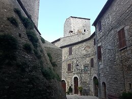 Castello Izzalini Todi Resort
