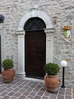 Castello Izzalini Todi Resort