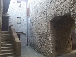 Castello Izzalini Todi Resort