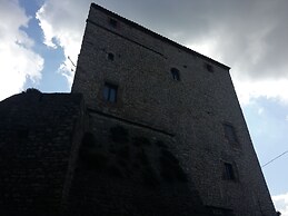 Castello Izzalini Todi Resort