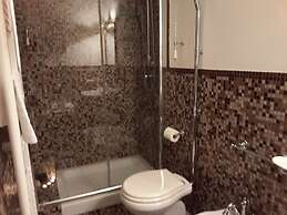 Castello Izzalini Todi Resort