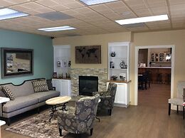Grass Valley Courtyard Suites