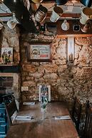 The Falkland Arms