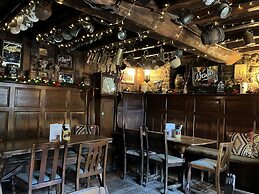 The Falkland Arms
