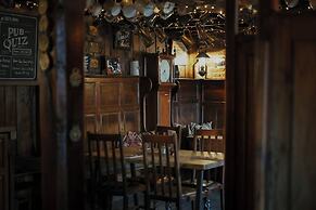 The Falkland Arms