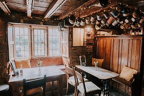 The Falkland Arms