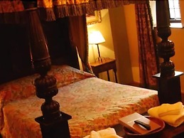 The George Inn and The Plaine