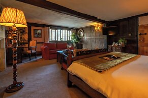 The George Inn and The Plaine