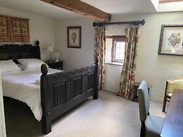 The George Inn and The Plaine